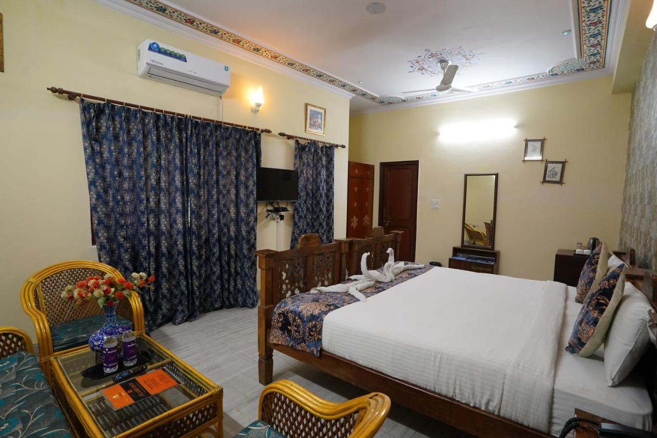 Hotel Radoli House - A Heritage Hotel ชัยปุระ ภายนอก รูปภาพ