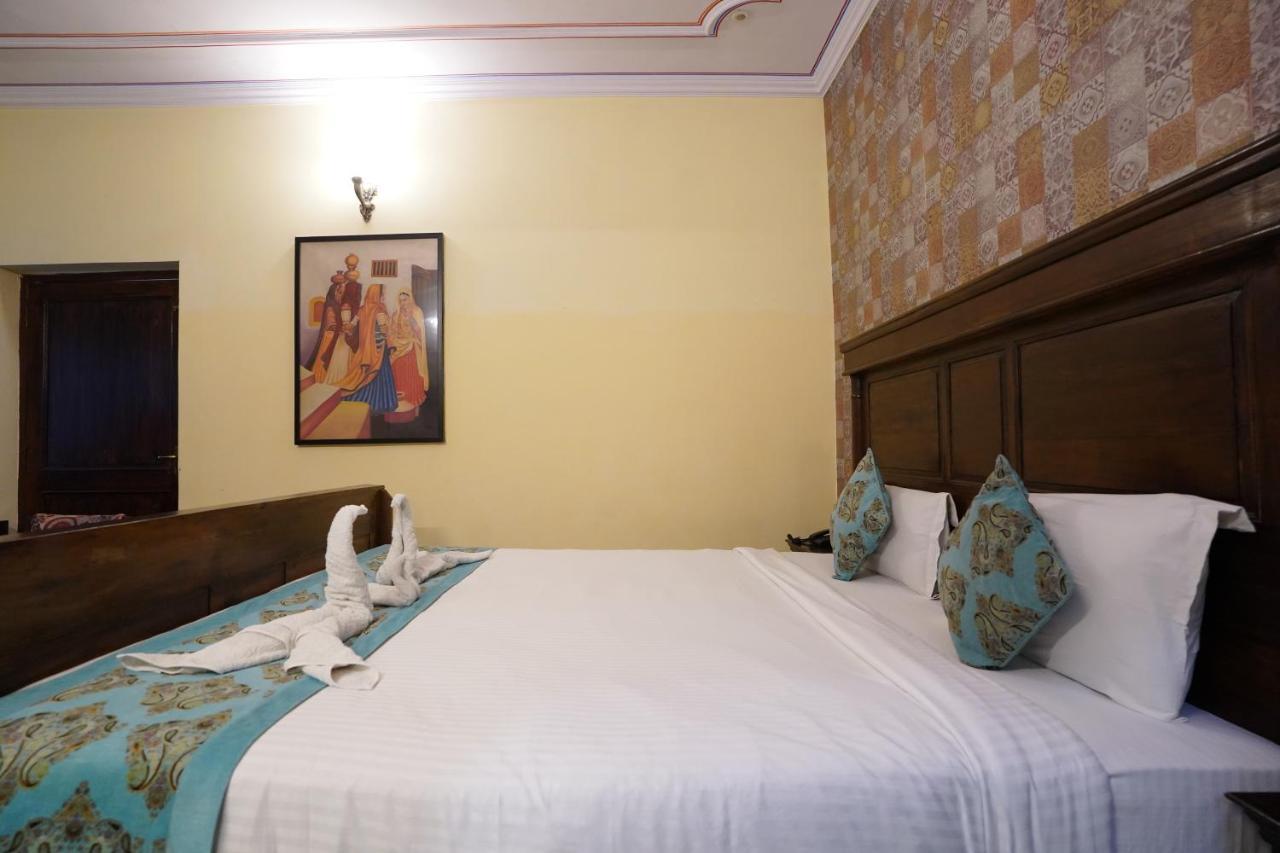 Hotel Radoli House - A Heritage Hotel ชัยปุระ ภายนอก รูปภาพ